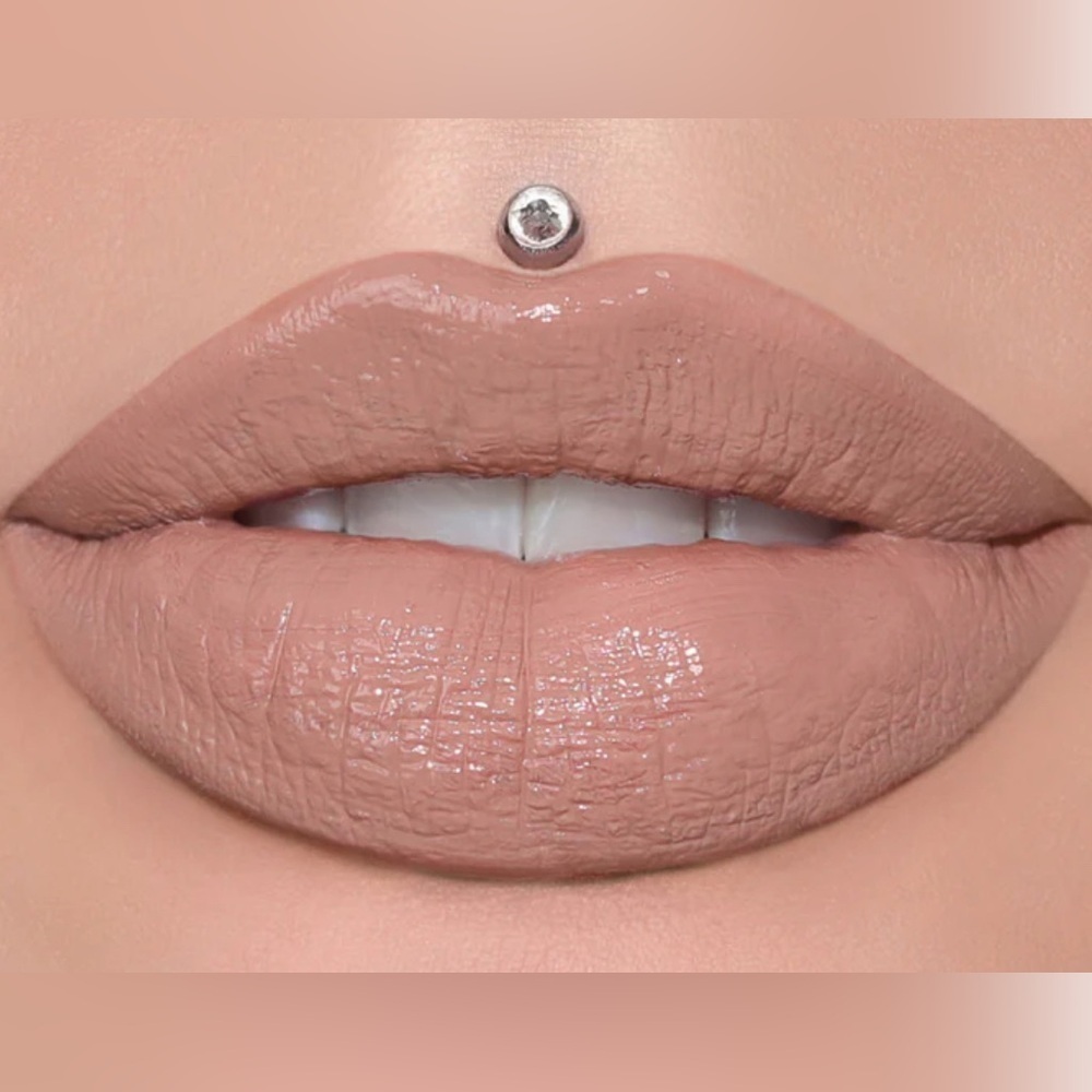 Jeffree Star Supreme Gloss BLOW MY CANDLES